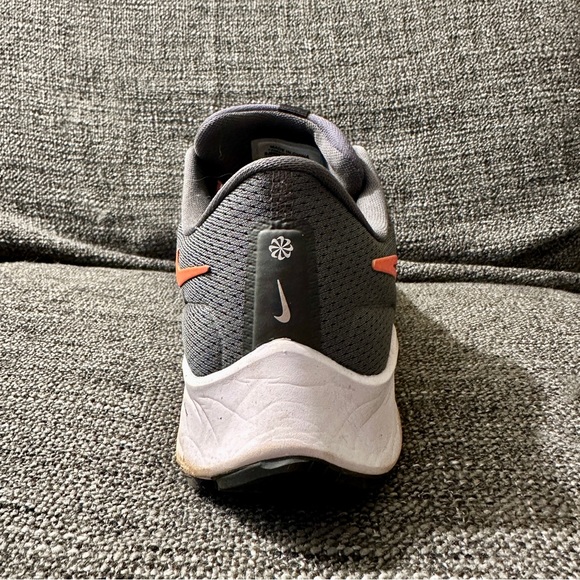 Custom Nike Pegasus 38 - Picture 3 of 5